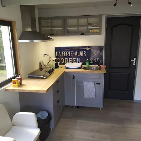 Le Garage De Clercy Apartamento *