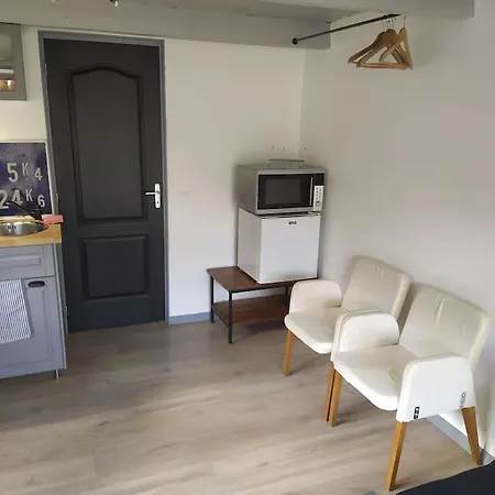 Le Garage De Clercy Apartamento